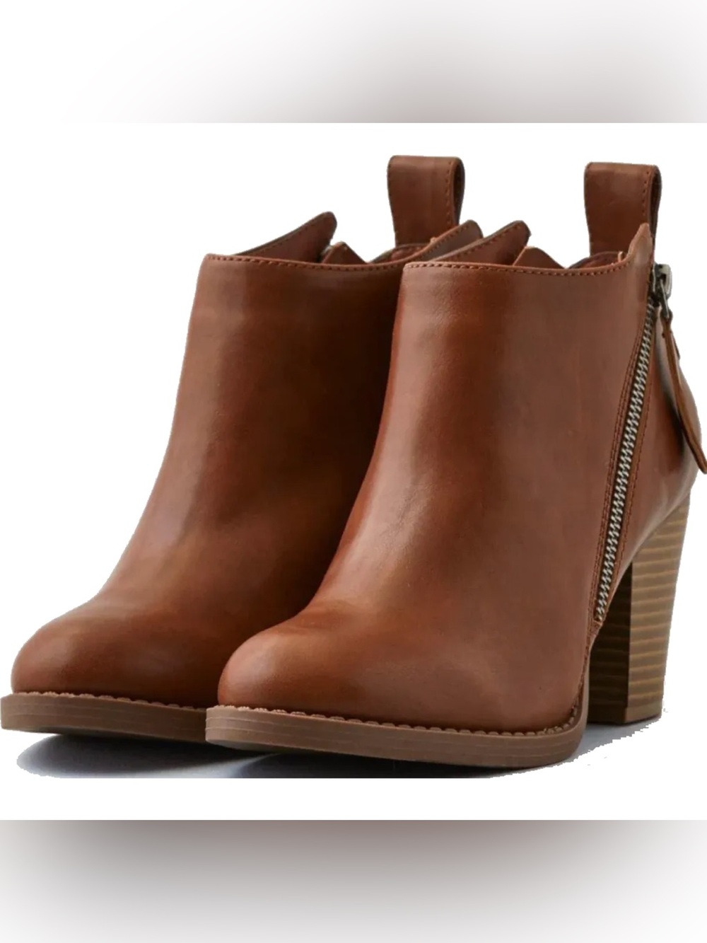 🦋 3/$9 Brown Leather Ankle Boots 6.5 American Rag Cie  3 inch Heel Western